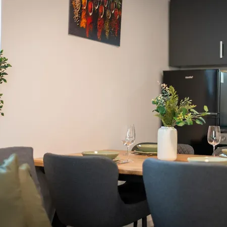 Easytree 4p Switch Tv