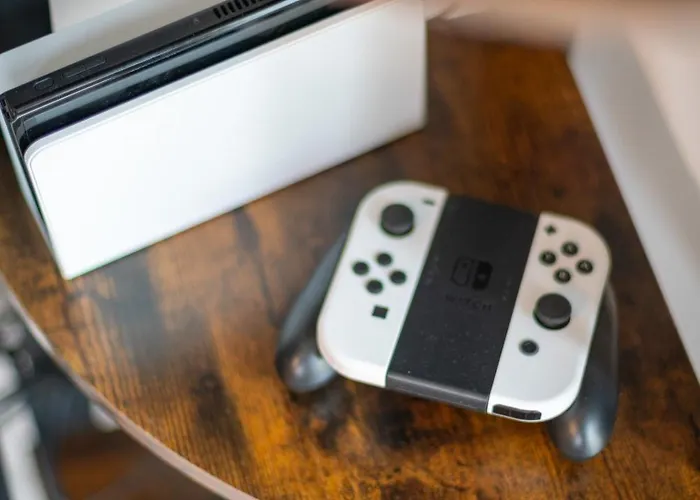 Easytree 4p Switch Tv Appartement