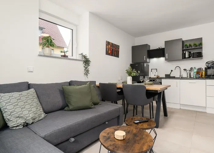 Easytree 4p Switch Tv Appartement *